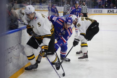 Петербургский СКА во втором матче серии обыграл "Северсталь" со счетом 7:4