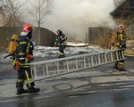 Пожар на Вологодской улице, Фото: Максим Константинов, P1spb.ru