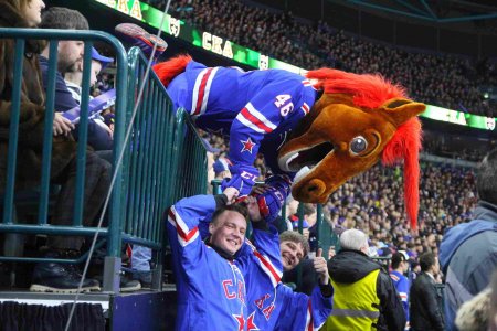 Петербургский СКА одержал победу в последнем матче Регулярного первенства КХЛ