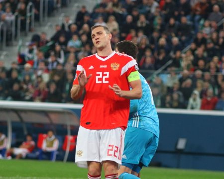 Сборная России по футболу упустила победу над Турцией