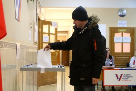 По состоянию на 12:00 17 марта явка на выборах Президента России в Санкт-Петербурге составила 58,90%